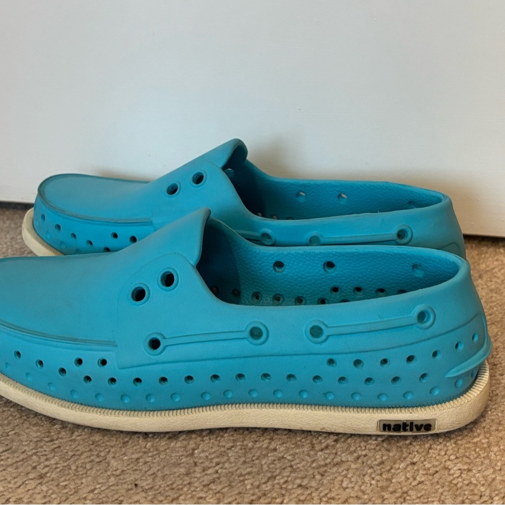 Native Howard Boat Shoes Women’s Size 6 Blue